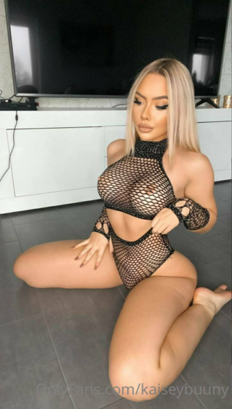 フィットネスベイビーオンリーファンズ ポルノ 写真