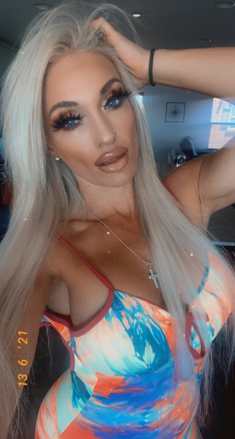 Christina Lee HDスター 写真