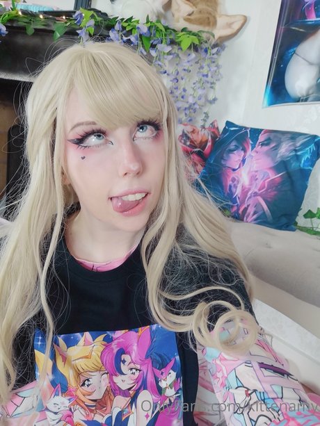 曲線美の女の子オンリーファンズ 無料ポルノ ギャラリー