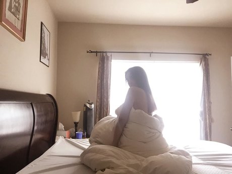 Tania Ivette_ セクシーモデル 写真