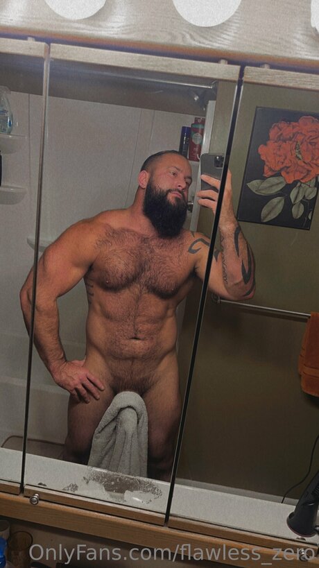 Flawless Zero エロティックモデル 写真