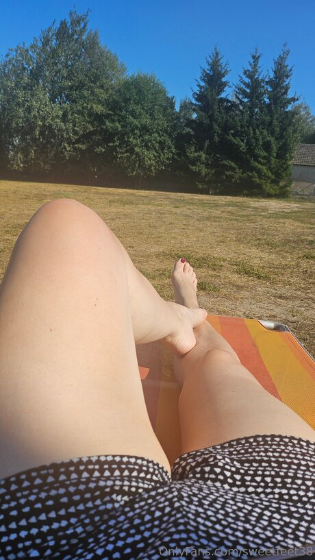 アマチュアペッギングオンリーファンズ セクシーヌード 画像