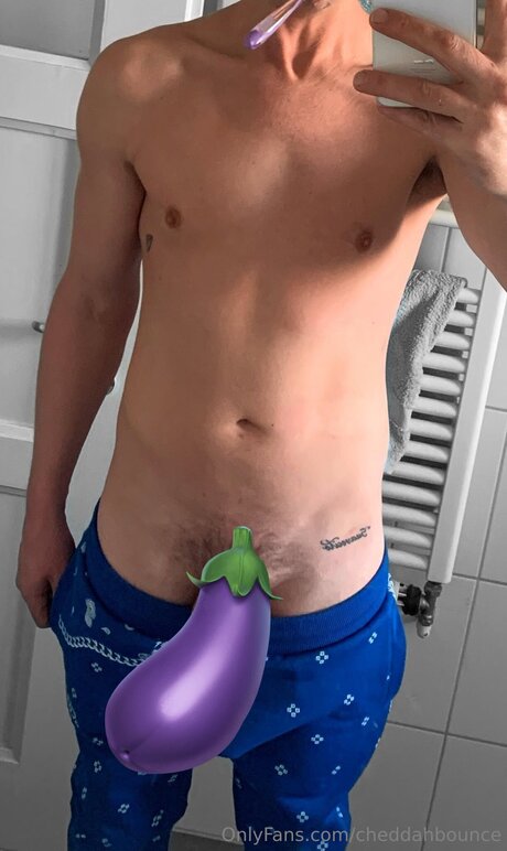 ぽっちゃりブルネットオンリーファンズ 美しい 写真