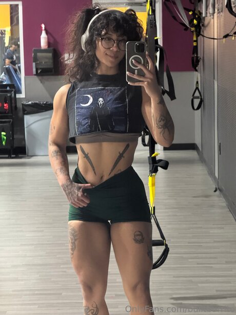 Yoursecretrito HDポルノスター 写真