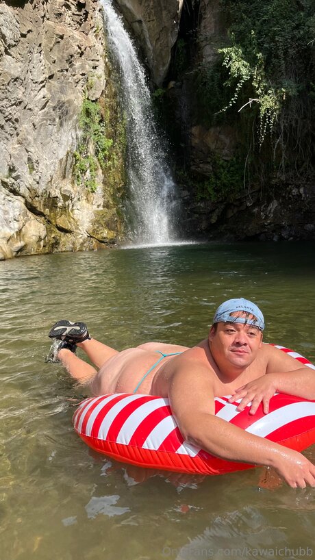 Kawaichubb セクシー女優 写真