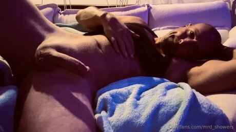 Mrd Showers 無料女優 写真