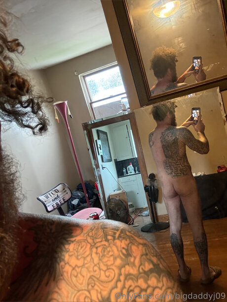 Bigdaddyj09 ポルノスター 画像