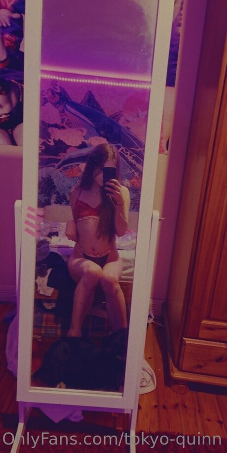 アジア人ティーン巨乳オンリーファンズ 美しいポルノ 写真