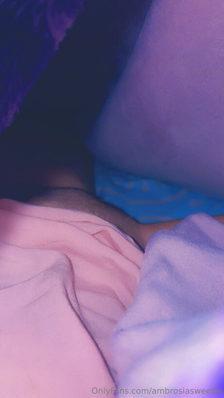 Ambrosiasweetie エロティックなモデル 写真