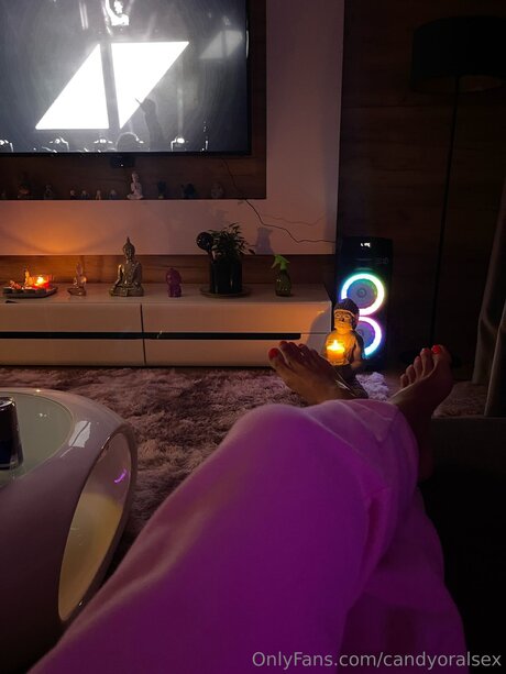 Candyoralsex ポルノ女優 写真
