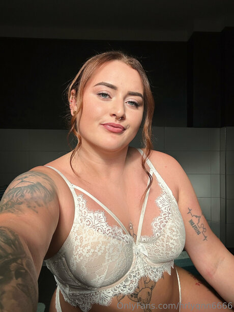 Marie X Sweet モデル 画像