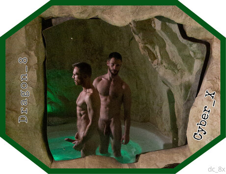 Cyber Dragon 最高のポルノスター 写真