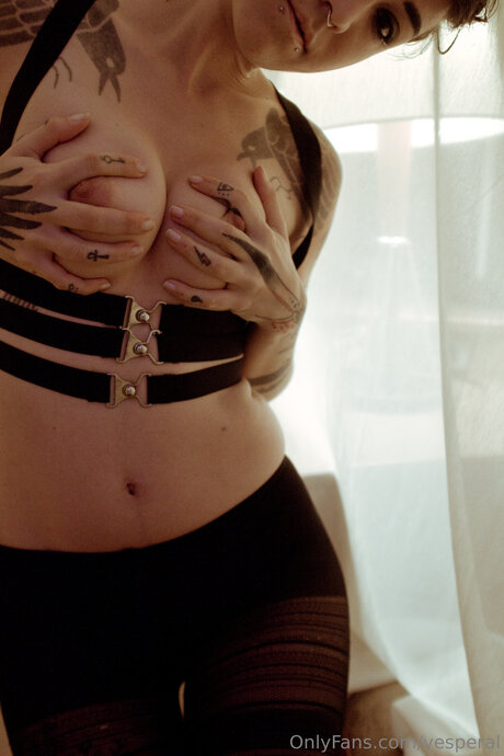 ゲイの手コキオンリーファンズ エロ 写真