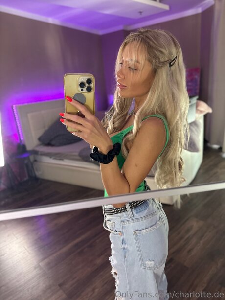 ニューハーフオンリーファン ホット 画像