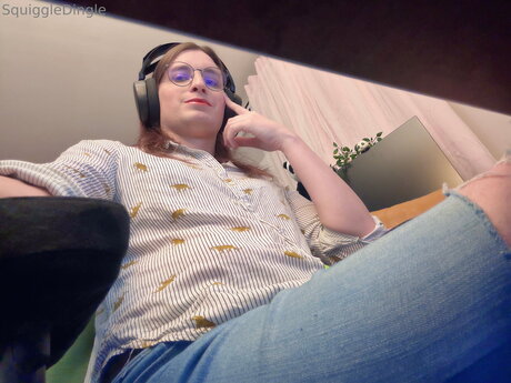 ブロンドの足のオンリーファンズ 美しいxxx 写真