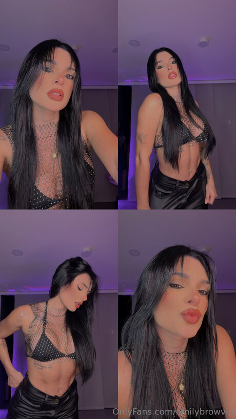 Emilybrowvip xxx女優 写真