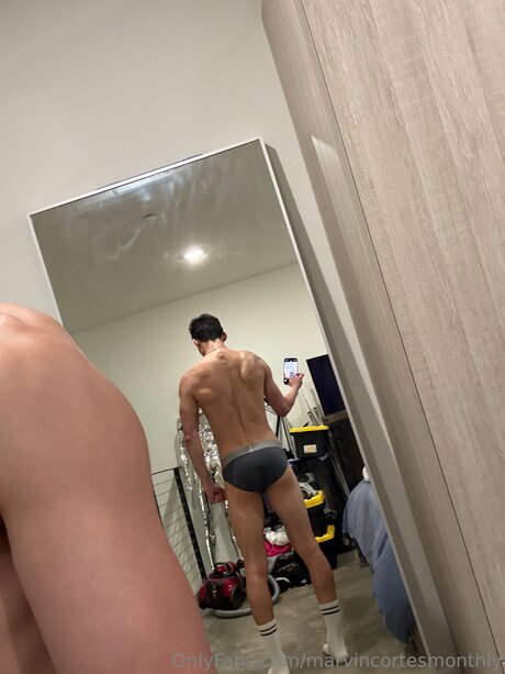 Marvincortesmonthly ポルノスター ホット 写真