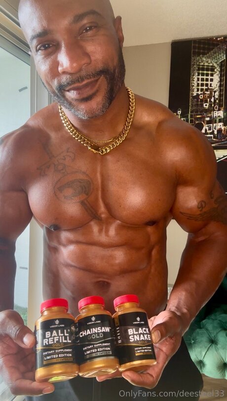 スペードのクイーン オンリーファンズ HD アーカイブ