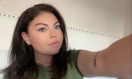 Kaitlyn9286 ポルノスター 可愛い 写真