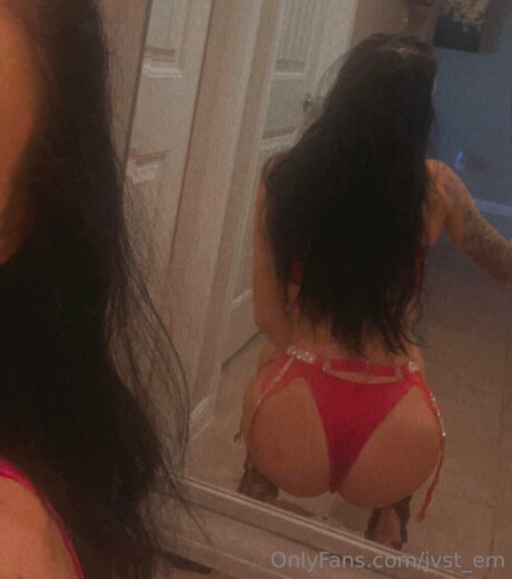 セクシーなブルネットのオンリーファンズ えろ ギャラリー