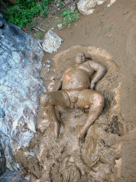 Ssbbgay 裸のモデル 写真