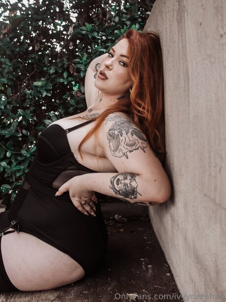 Ivyyraeefree トップモデル 写真