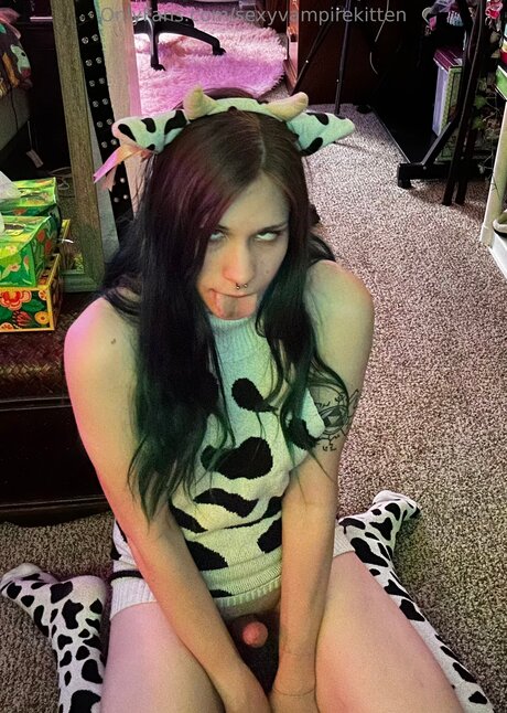 Sexyvampirekitten アートスター 写真