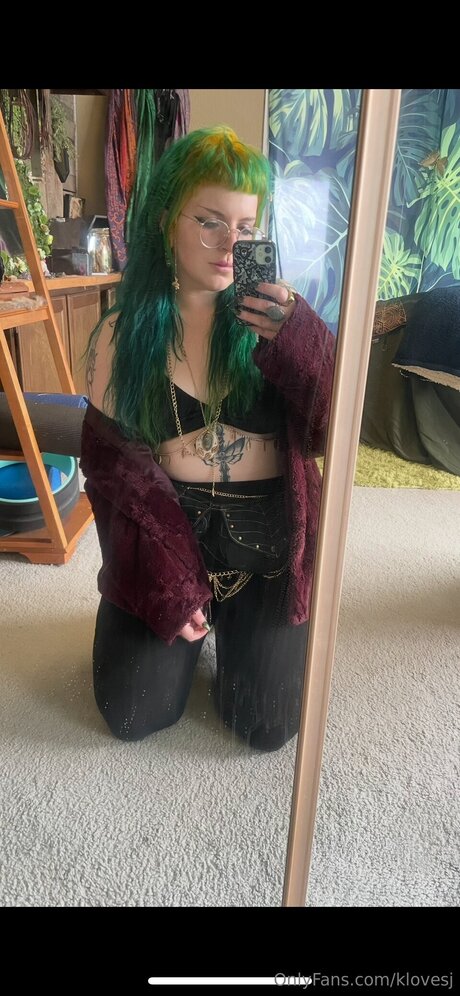 Klovesj 素敵なポルノスター 写真