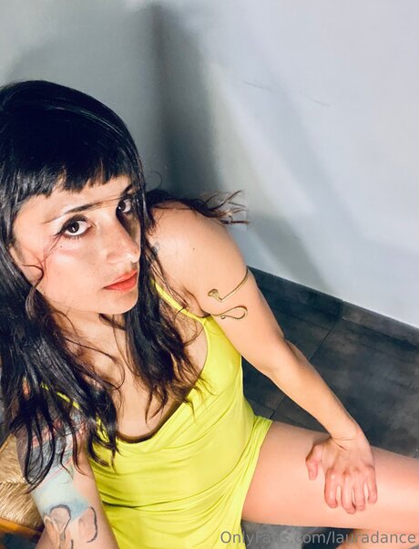 Lauradance ポルノスター パーフェクト 画像