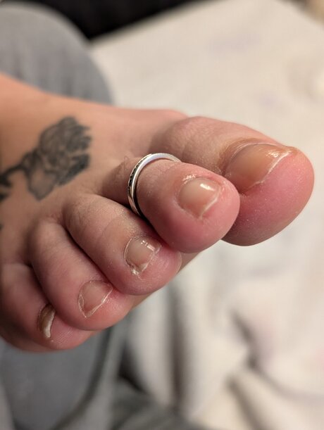 Barefoot Bunny B アートモデル 写真