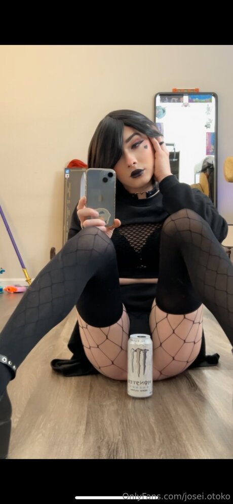 Josei Otoko ヌード女優 写真