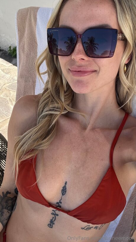 Sunneemoon アダルトモデル 画像