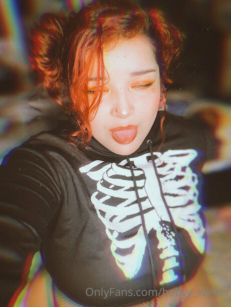 Winter Killz ヌードのポルノスター 画像