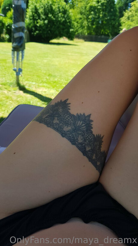 コスプレ ヘンタイ オンリーファンズ エロチック 画像