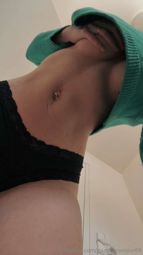 Murmuramour69 アダルトモデル ギャラリー