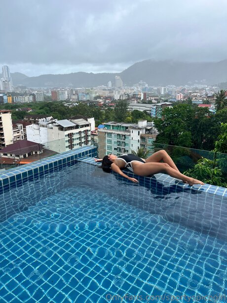 ミラーセルフィーオンリーファンズ セクシーxxx 写真