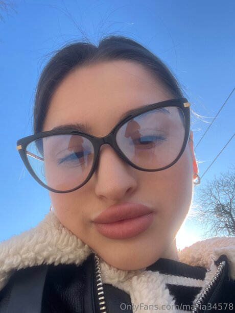 POVティーンオンリーファンズ xxx 画像