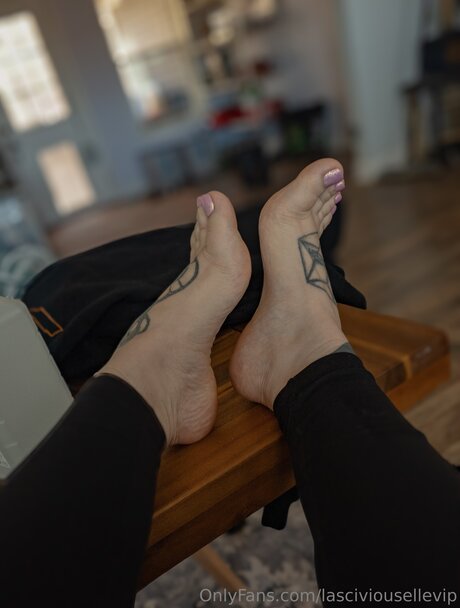 Lasciviousellevip エロティックなポルノスター 写真