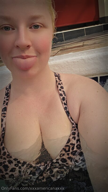 Xxxamericanaxxx 裸のポルノスター 写真