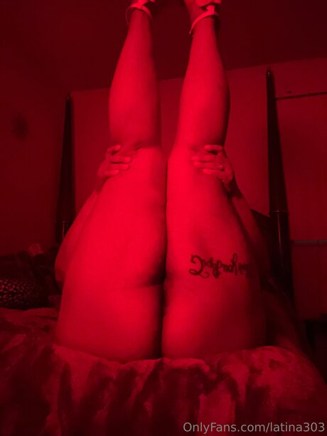 黒人3P オンリーファンズ ポルノ 画像