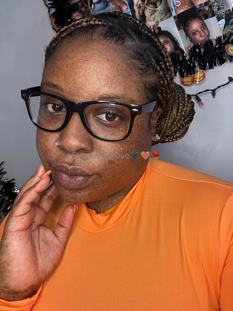 ヌード妻オンリーファンズ セクシー ギャラリー