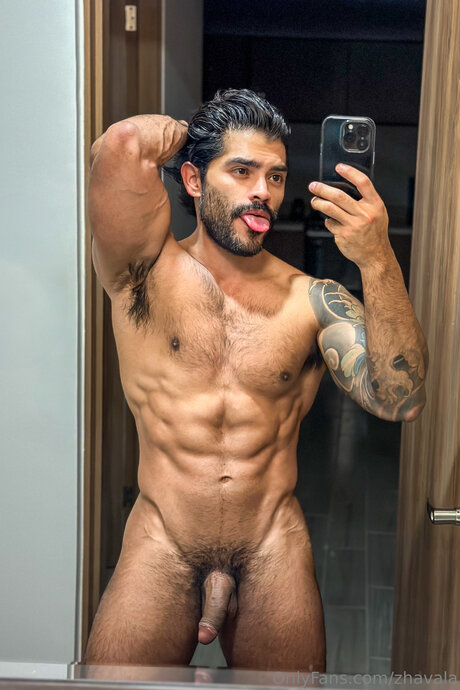 Zhavala セクシーモデル 写真