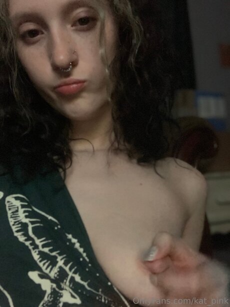 Kat Pink ポルノスター アダルト 写真