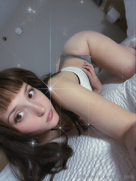 Kat Pink 美しい女優 写真