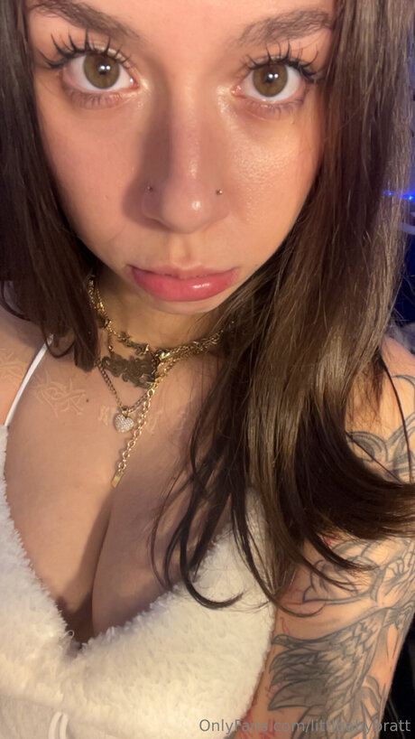 Aalyiahtorress 素敵なスター ギャラリー