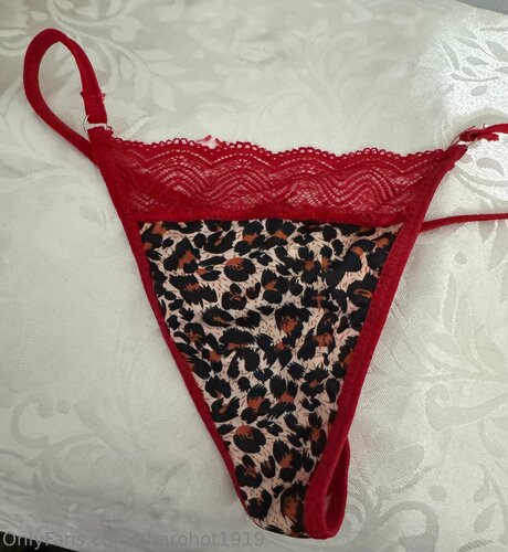 Charohot1919 ポルノモデル 写真