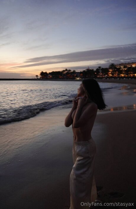 Stasyax 裸のポルノスター 画像