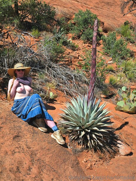 大きなクリトリスオンリーファンズ ポルノ ギャラリー