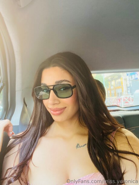 Miss Veronica 無料のスター 写真