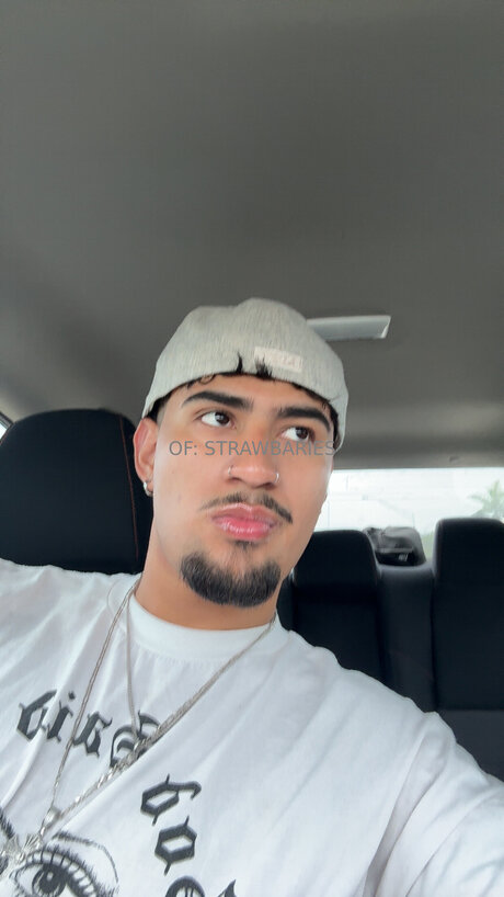 Strawbaries アダルトスター 写真